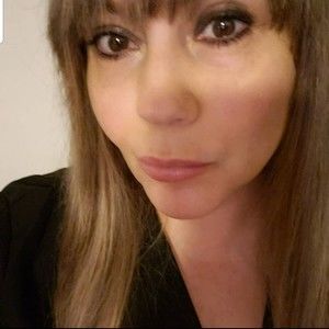 Meet your Posher, Conni